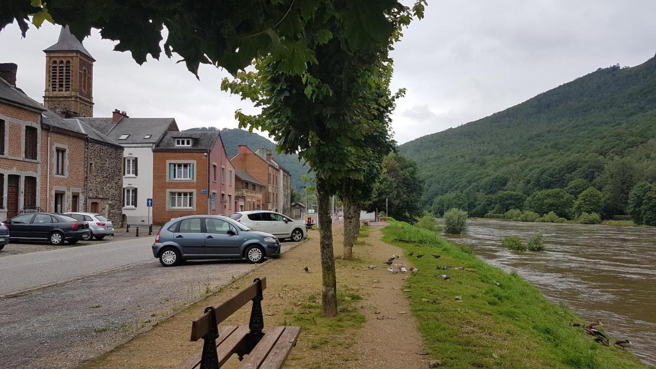 Le Balcon Sur La Meuse Villa Revin  Luaran gambar