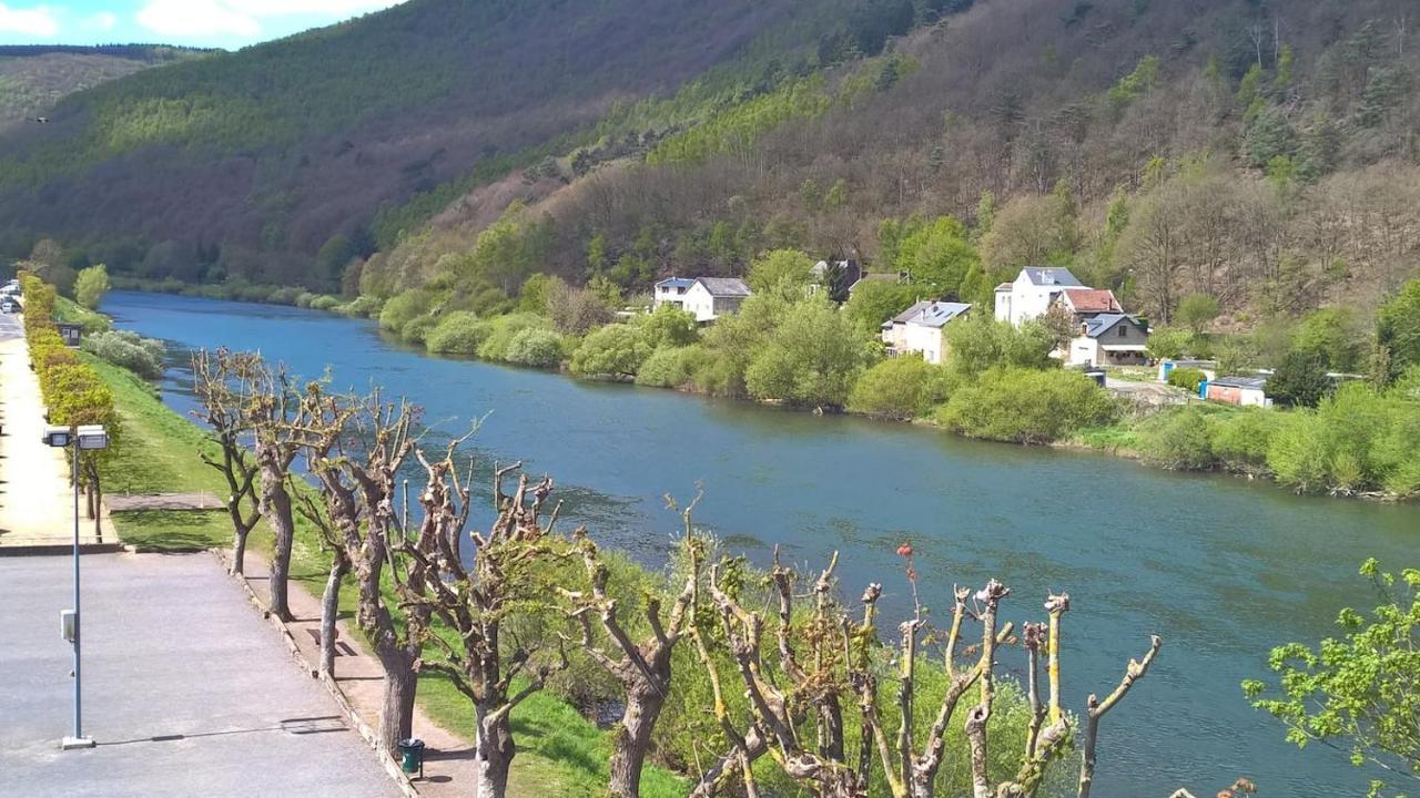 Le Balcon Sur La Meuse Villa Revin  Luaran gambar